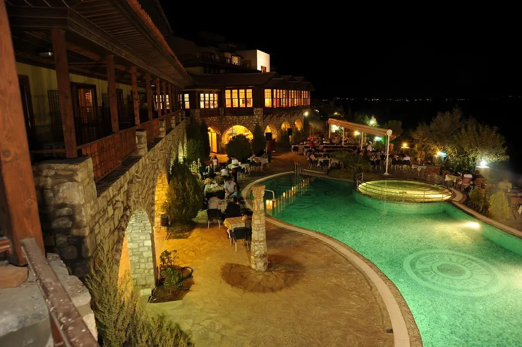 Resort Umut Thermal Spa & Wellness Hotel Karakıran